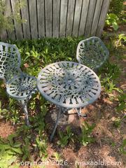 MaxSold Auction: Bistro Set B - Kingston (Ontario, Canada) SELLER MANAGED Downsizing Online Auction - Rankin Crescent