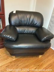 MaxSold Auction: Like New Chair C - Kingston (Ontario, Canada) SELLER MANAGED Downsizing Online Auction - Rankin Crescent