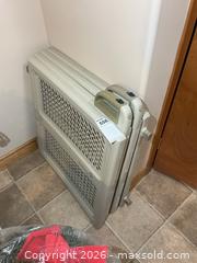 MaxSold Auction: Safety Gates A - Kingston (Ontario, Canada) SELLER MANAGED Downsizing Online Auction - Rankin Crescent