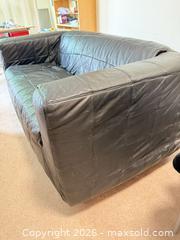 MaxSold Auction: Black Leather 3-Seat Sofa / Couch — 70 x 33 x 27 - Vancouver (British Columbia, Canada) SELLER MANAGED Estate Sale Online Auction - West King Edward Avenue (CONDO)