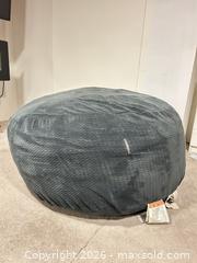 MaxSold Auction: Lounge and Co Beanbag Chair - Hartington (Ontario, Canada) SELLER MANAGED Downsizing Online Auction - Hinchinbrooke Road