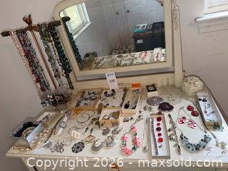 MaxSold Auction: Costume Jewelry Lot — Some sterling - San Jose (California, USA) PARTNER MANAGED Estate Sale Online Auction - Union Avenue