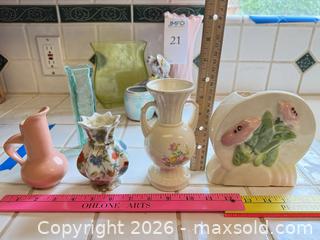 MaxSold Auction: Mixed Lot: Small Glass & Ceramic Vases, Porcelain Figurine & Wall Pocket - San Jose (California, USA) PARTNER MANAGED Estate Sale Online Auction - Union Avenue
