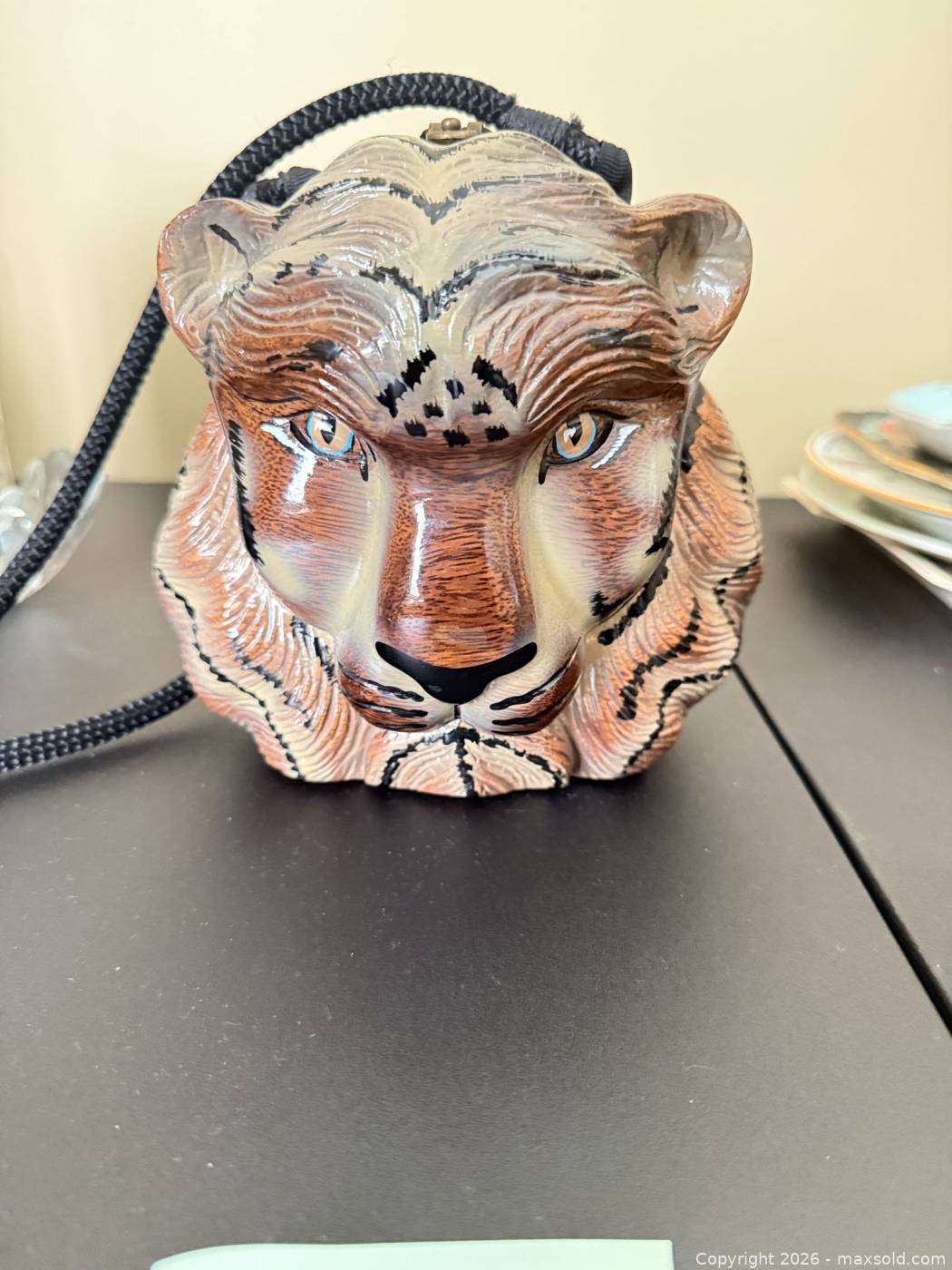 Timmy Woods Beverly Hills Lion Head Wood Purse | Maxsold