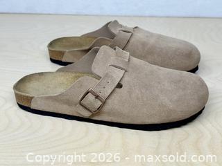 MaxSold Auction: Birkenstock Boston Clogs -Size 42 - Toronto (Ontario, Canada) SELLER MANAGED Downsizing Online Auction - Nassau Street