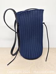 MaxSold Auction: Hoi Bo Tube Bag - Toronto (Ontario, Canada) SELLER MANAGED Downsizing Online Auction - Nassau Street