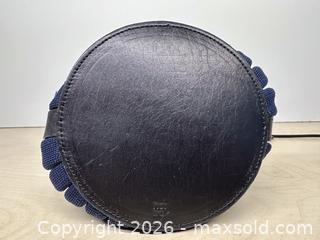 MaxSold Auction: Hoi Bo Tube Bag - Toronto (Ontario, Canada) SELLER MANAGED Downsizing Online Auction - Nassau Street