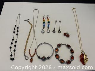 MaxSold Auction: Silver Jewelry Collection - North Vancouver (British Columbia, Canada) PARTNER MANAGED Downsizing Online Auction - 14th Street West