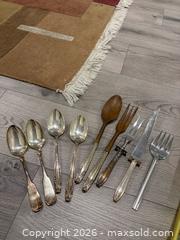 MaxSold Auction: Silver Cutlery - Toronto (Ontario, Canada) SELLER MANAGED Estate Sale Online Auction - Millwood Road (CONDO)