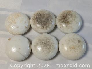 MaxSold Auction: Lot of 6 PorcilaineDoor Knobs for Hardward or DIY projects - Kingston (Ontario, Canada) SELLER MANAGED Reseller Online Auction - Railway Street