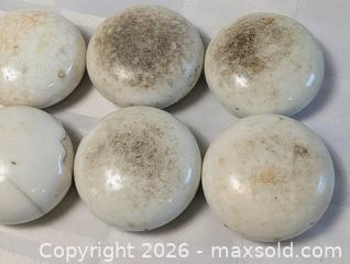 MaxSold Auction: Lot of 6 PorcilaineDoor Knobs for Hardward or DIY projects - Kingston (Ontario, Canada) SELLER MANAGED Reseller Online Auction - Railway Street