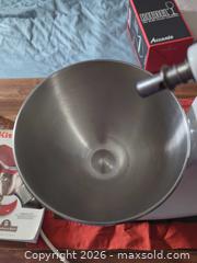 MaxSold Auction: KitchenAid Classic Stand Mixer, White, 4.5 - 5 qt - Toronto (Ontario, Canada) SELLER MANAGED Downsizing Online Auction - Jones Avenue
