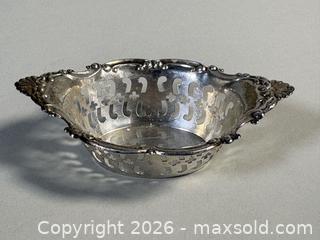MaxSold Auction: Pair of BIRKS STERLING SILVER Pierced Nut Dishes - Marked  - Toronto (Ontario, Canada) SELLER MANAGED Reseller Online Auction - Chesswood Drive