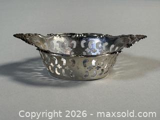 MaxSold Auction: Pair of BIRKS STERLING SILVER Pierced Nut Dishes - Marked  - Toronto (Ontario, Canada) SELLER MANAGED Reseller Online Auction - Chesswood Drive