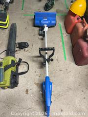 MaxSold Auction: Mastercraft 20V Snow Shovel and Radley Cordless Leaf Blower with Chargers - South Frontenac (Ontario, Canada) PARTNER MANAGED Downsizing Online Auction - Arthur Court Lane