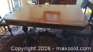 MaxSold Auction: Antique/Vintage Solid Wood Dining Table with Removable Leaf D - Toronto (Ontario, Canada) Estate Sale Online Auction - Sparkhall Avenue
