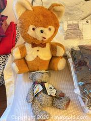 MaxSold Auction: Bedding, Linens, Home Decor & Plush Toys C - Toronto (Ontario, Canada) Estate Sale Online Auction - Sparkhall Avenue