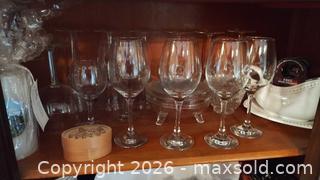 MaxSold Auction: Wine Glasses, Crystal Candy Dish, Porcelain Gravy Boat & More B - Toronto (Ontario, Canada) Estate Sale Online Auction - Sparkhall Avenue
