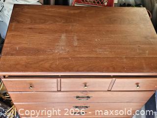 MaxSold Auction: STUNNING 1970s KROEHLER MADE IN CANADA SOLID WALNUT CHEST OF DRAWERS - Loyalist (Ontario, Canada) SELLER MANAGED Downsizing Online Auction - Main Street