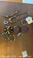 MaxSold Auction: Necklace set plus various bracelets - Saanich (British Columbia, Canada) SELLER MANAGED Downsizing Online Auction - Sunnygrove Place