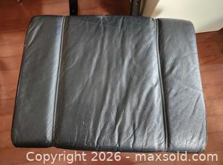 MaxSold Auction: Foot rest with swivel base - Vancouver (British Columbia, Canada) SELLER MANAGED Downsizing Online Auction - West 6th Avenue (CONDO)