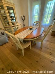 MaxSold Auction: Exquisite Pedestal Dining Table   - Gananoque (Ontario, Canada) SELLER MANAGED Downsizing Online Auction -  Windsor Drive