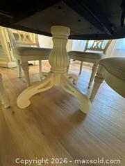 MaxSold Auction: Exquisite Pedestal Dining Table   - Gananoque (Ontario, Canada) SELLER MANAGED Downsizing Online Auction -  Windsor Drive