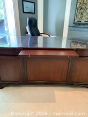 MaxSold Auction: Executive Desk - Vancouver (British Columbia, Canada) SELLER MANAGED Moving Online Auction - West 11th Avenue