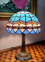 MaxSold Auction: Tiffany Style Table Lamp (A) - Newmarket (Ontario, Canada) SELLER MANAGED Downsizing Online Auction - Amberlee Court