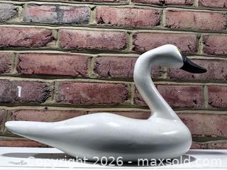 MaxSold Auction: Swan Decoy - Bel Air (Maryland, USA) SELLER MANAGED Estate Sale Online Auction -  Lundy Lane