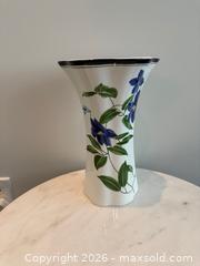 MaxSold Auction: Tiffany & Co. Este Ceramiche Vase - Toronto (Ontario, Canada) SELLER MANAGED Downsizing Online Auction - Heathdale Road