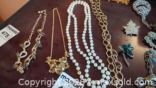 MaxSold Auction: Costume Jewelry: Vintage Floral Cameo Jewelry Set, Gold & Silver Tone, Faux Pearl and More B - Toronto (Ontario, Canada) Estate Sale Online Auction - Galley Avenue