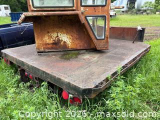 MaxSold Auction: 9 foot dually flatbed - Ottawa (Ontario, Canada) SELLER MANAGED Downsizing Online Auction -  Mackey