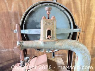 MaxSold Auction: Bandsaw  - Ottawa (Ontario, Canada) SELLER MANAGED Downsizing Online Auction -  Mackey