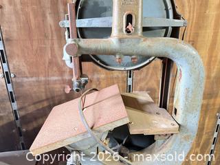 MaxSold Auction: Bandsaw  - Ottawa (Ontario, Canada) SELLER MANAGED Downsizing Online Auction -  Mackey