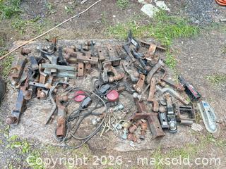 MaxSold Auction: Huge Collection of Assorted Hitches lot 200 - Ottawa (Ontario, Canada) SELLER MANAGED Downsizing Online Auction -  Mackey