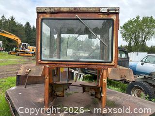 MaxSold Auction: Universal tractor cab  - Ottawa (Ontario, Canada) SELLER MANAGED Downsizing Online Auction -  Mackey