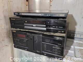 MaxSold Auction: Vintage electronics lot 426 - Ottawa (Ontario, Canada) SELLER MANAGED Downsizing Online Auction -  Mackey