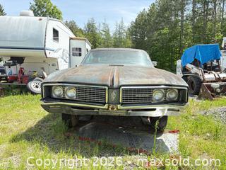 MaxSold Auction: 69  and 68 Buick Electra Pair Gold VIN 482399H356231,  Blue VIN 482398H337833 - Ottawa (Ontario, Canada) SELLER MANAGED Downsizing Online Auction -  Mackey