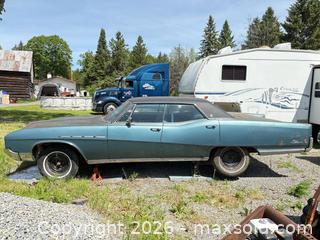 MaxSold Auction: 69  and 68 Buick Electra Pair Gold VIN 482399H356231,  Blue VIN 482398H337833 - Ottawa (Ontario, Canada) SELLER MANAGED Downsizing Online Auction -  Mackey