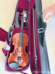 MaxSold Auction: Violin - Bainbridge Island (Washington, USA) SELLER MANAGED Downsizing Online Auction - Skogen Lane Northeast