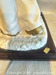 MaxSold Auction: Miriam Valentino Figurine Sculpture, Made in Italy - Toronto (Ontario, Canada) SELLER MANAGED Downsizing Online Auction -  Weston Road (CONDO)