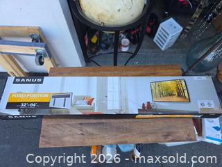 MaxSold Auction: Sanus Fixed Wall Mount for 32" - 64" TVs, Black - San Rafael (California, USA) PARTNER MANAGED Reseller Online Auction - Du Bois