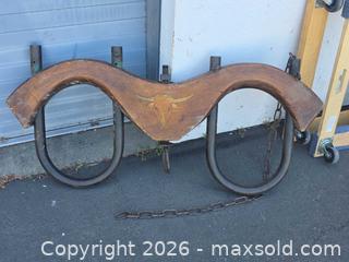MaxSold Auction: Vintage Wood and Metal Ox Yoke with Hand-Painted Bull Motif - San Rafael (California, USA) PARTNER MANAGED Reseller Online Auction - Du Bois