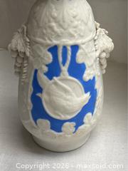 MaxSold Auction: Bennington Blue & White Parian Songbird - Campbell (California, USA) SELLER MANAGED Downsizing Online Auction - Dell Avenue