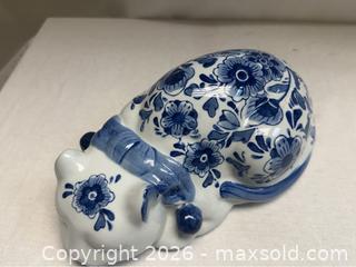 MaxSold Auction: Large Vintage Chinoiserie Sleeping Cat 10” L - Campbell (California, USA) SELLER MANAGED Downsizing Online Auction - Dell Avenue