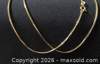 MaxSold Auction: 18K Yellow Gold Box-link chain - Ottawa (Ontario, Canada) PARTNER MANAGED Downsizing Online Auction - Lonsdale Road.