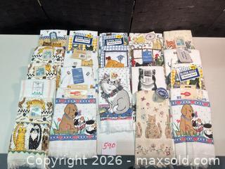 MaxSold Auction: Assorted Cat Novelty Kitchen Towels - Multicolor Cotton/Terry (20) - Warwick (Rhode Island, USA) SELLER MANAGED Reseller Online Auction - Warwick Avenue