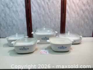 MaxSold Auction: CorningWare Cornflower Casserole & Baking Dish Set, White/Blue - Warwick (Rhode Island, USA) SELLER MANAGED Reseller Online Auction - Warwick Avenue