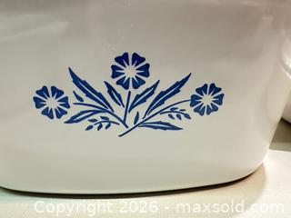 MaxSold Auction: CorningWare Cornflower Casserole & Baking Dish Set, White/Blue - Warwick (Rhode Island, USA) SELLER MANAGED Reseller Online Auction - Warwick Avenue
